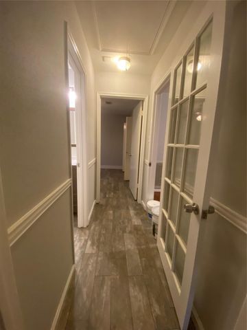 9 N Deerfoot Circle, The Woodlands, TX 77380