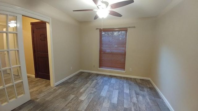 9 N Deerfoot Circle, The Woodlands, TX 77380