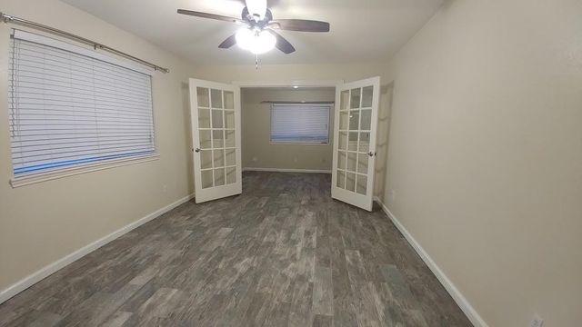 9 N Deerfoot Circle, The Woodlands, TX 77380