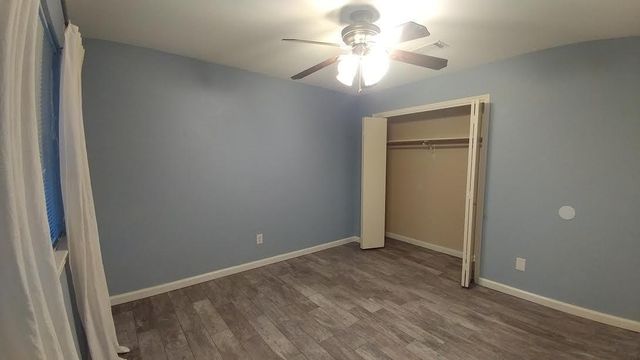 9 N Deerfoot Circle, The Woodlands, TX 77380