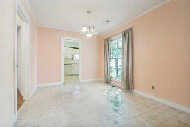 6322 Covington Lane, Dallas, TX 75214
