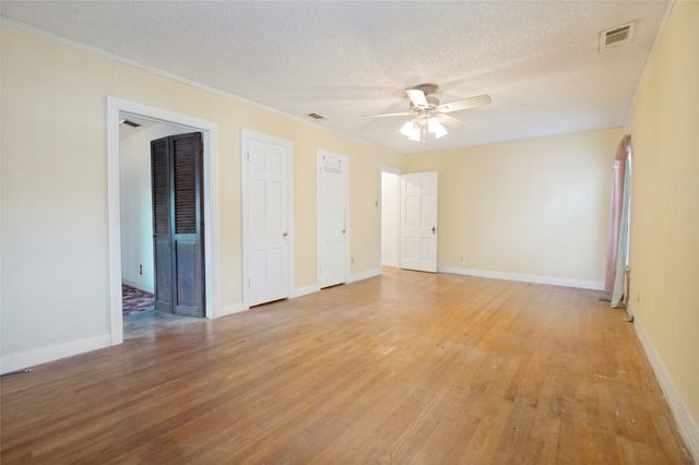 6322 Covington Lane, Dallas, TX 75214