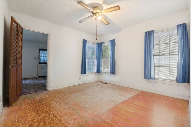 6322 Covington Lane, Dallas, TX 75214