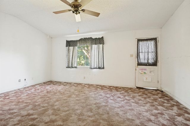 6322 Covington Lane, Dallas, TX 75214