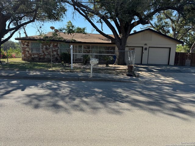 1240 Rice Rd, San Antonio, TX 78220