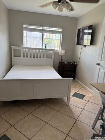 1240 Rice Rd, San Antonio, TX 78220