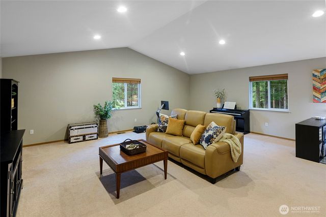 11801 Old Frontier Road NW, Silverdale, WA 98383