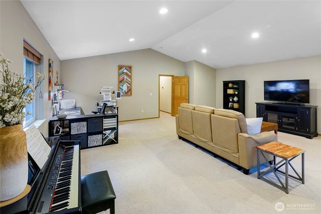 11801 Old Frontier Road NW, Silverdale, WA 98383