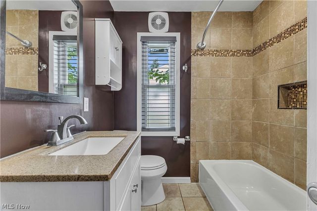 1227 Manor Avenue SW, Canton, OH 44710