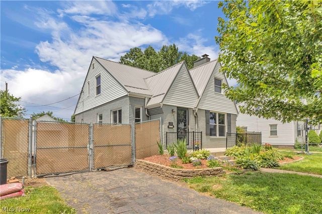 1227 Manor Avenue SW, Canton, OH 44710