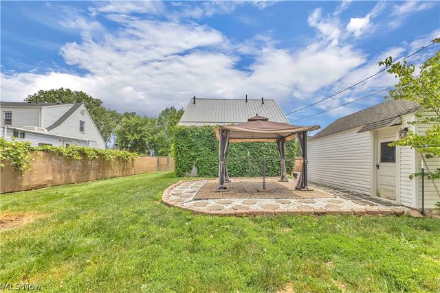 1227 Manor Avenue SW, Canton, OH 44710