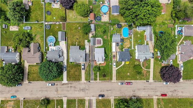 1227 Manor Avenue SW, Canton, OH 44710