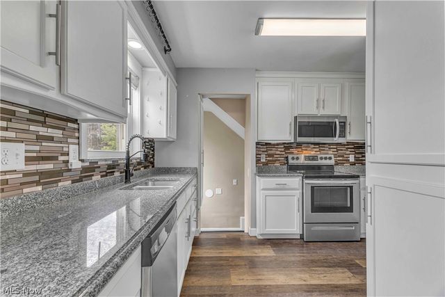 1227 Manor Avenue SW, Canton, OH 44710