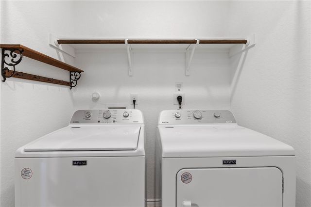 7801 Wonder Woman Dr, Corpus Christi, TX 78414