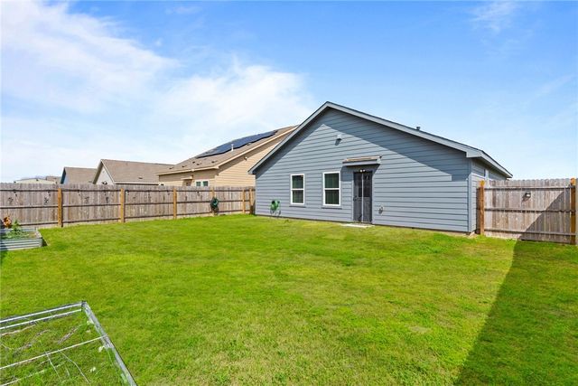 7801 Wonder Woman Dr, Corpus Christi, TX 78414