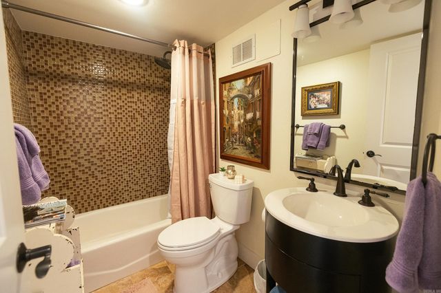 700 E 9th 10M Street, Little Rock, AR 72202