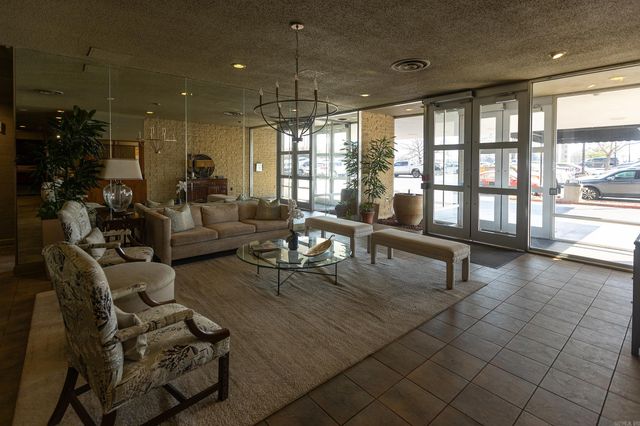 700 E 9th 10M Street, Little Rock, AR 72202