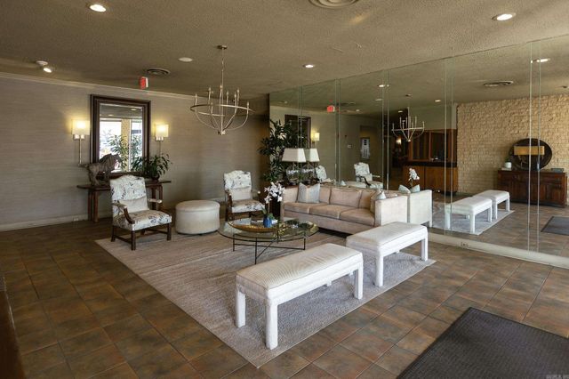 700 E 9th 10M Street, Little Rock, AR 72202