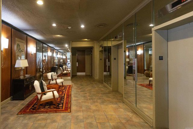 700 E 9th 10M Street, Little Rock, AR 72202