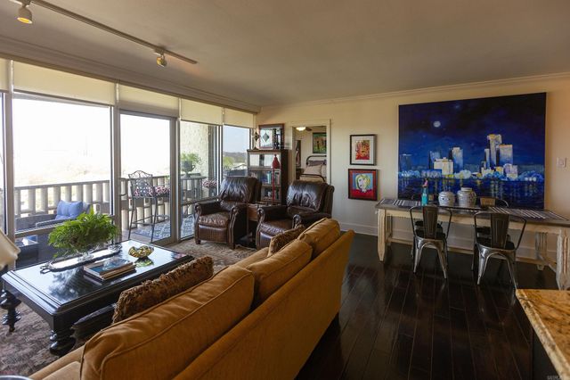 700 E 9th 10M Street, Little Rock, AR 72202