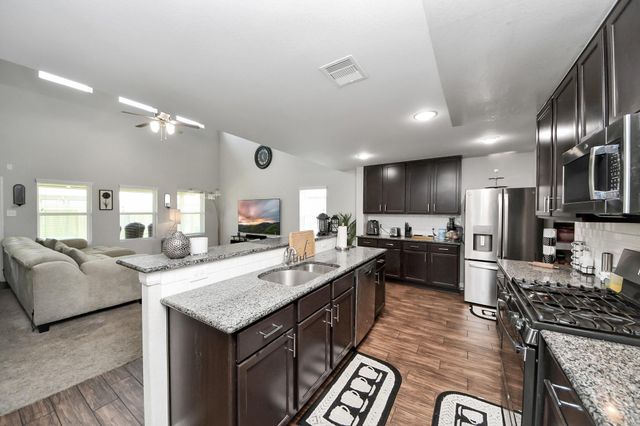 2643 Ridgeback Drive, Rosenberg, TX 77471