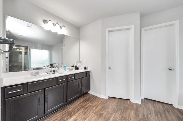 2643 Ridgeback Drive, Rosenberg, TX 77471