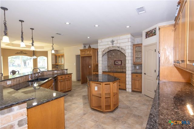 1265 Mourning Dove Court, Salado, TX 76571