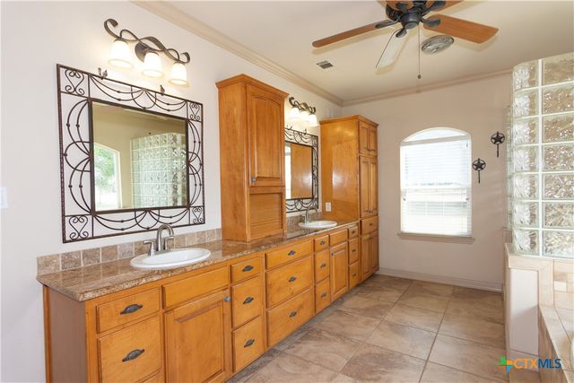 1265 Mourning Dove Court, Salado, TX 76571