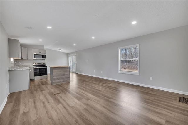69 Tuba SE Drive, Cartersville, GA 30120