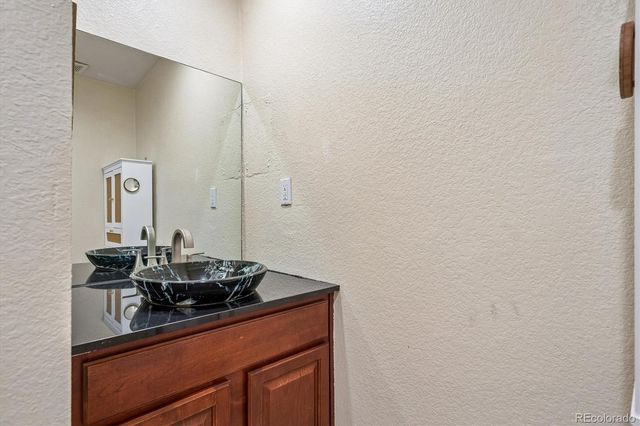 3148 S Lincoln Street, Englewood, CO 80113