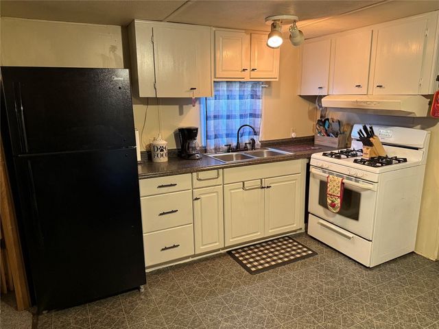 411 KELSO Drive 18, Erie, PA 16505