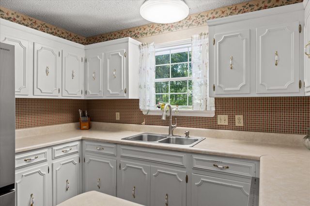 445 Brow Road, Trenton, GA 30752