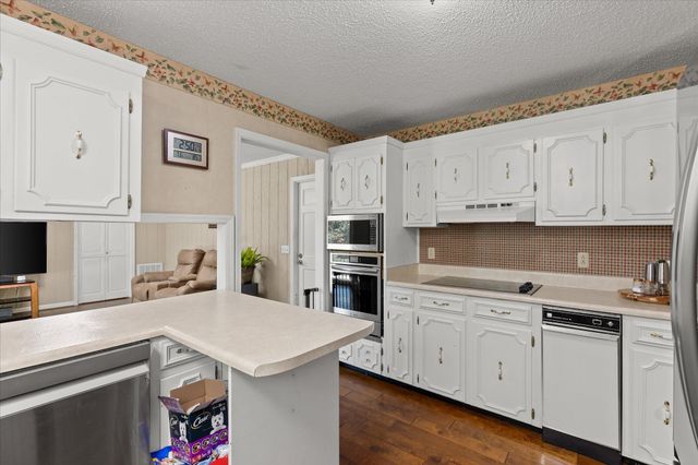 445 Brow Road, Trenton, GA 30752