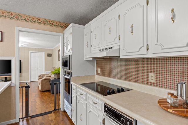 445 Brow Road, Trenton, GA 30752