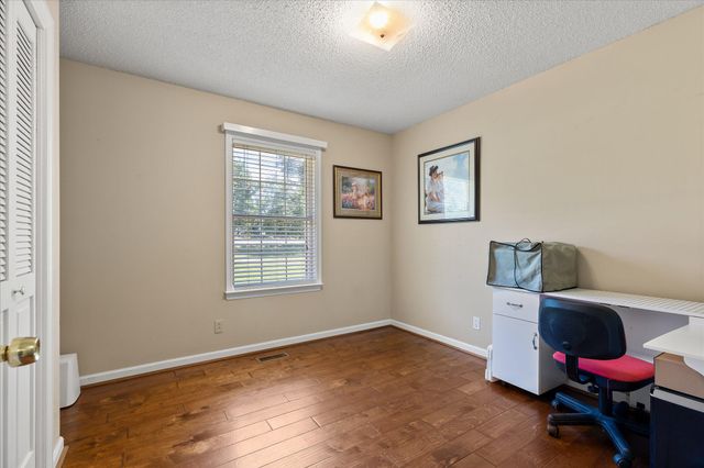445 Brow Road, Trenton, GA 30752