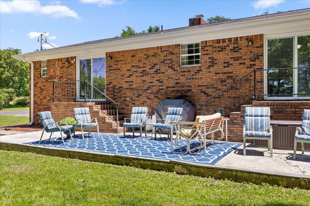 445 Brow Road, Trenton, GA 30752