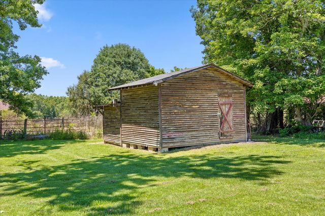 445 Brow Road, Trenton, GA 30752