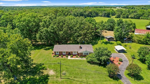 445 Brow Road, Trenton, GA 30752