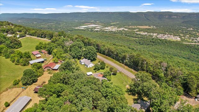 445 Brow Road, Trenton, GA 30752