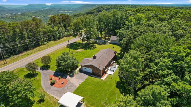 445 Brow Road, Trenton, GA 30752