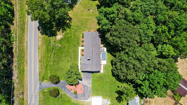 445 Brow Road, Trenton, GA 30752