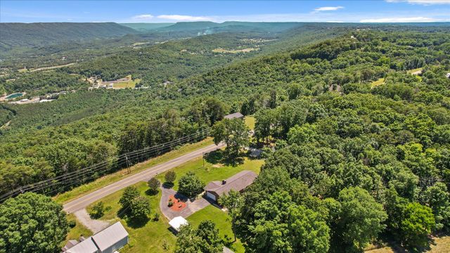 445 Brow Road, Trenton, GA 30752