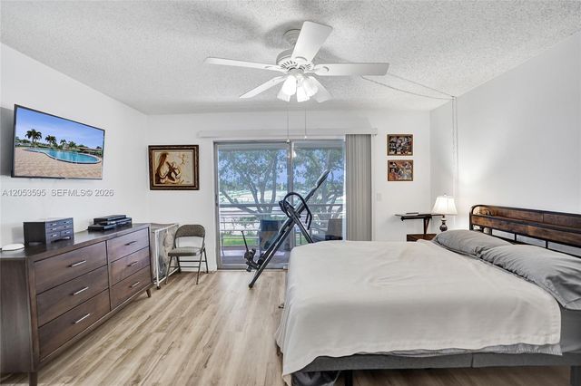 208 Greenbrier C 208, West Palm Beach, FL 33417