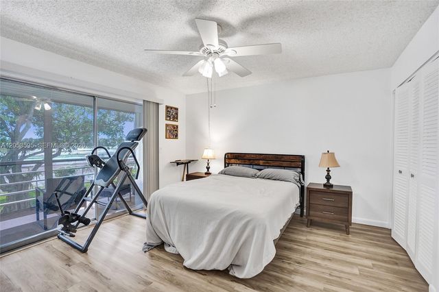 208 Greenbrier C 208, West Palm Beach, FL 33417