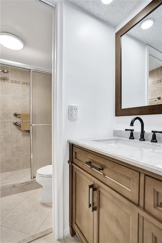 208 Greenbrier C 208, West Palm Beach, FL 33417