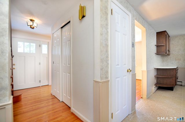 85 Lydall Street, Manchester, CT 06042