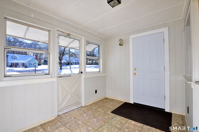 85 Lydall Street, Manchester, CT 06042