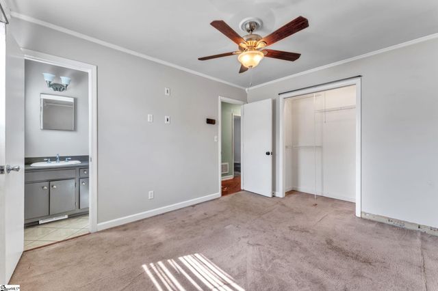 2601 E Lee Road, Taylors, SC 29687