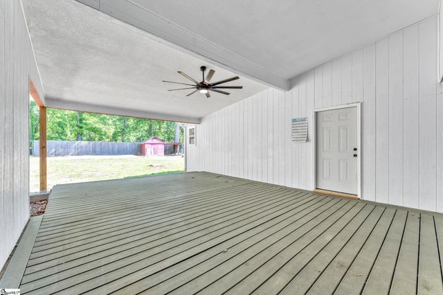 2601 E Lee Road, Taylors, SC 29687