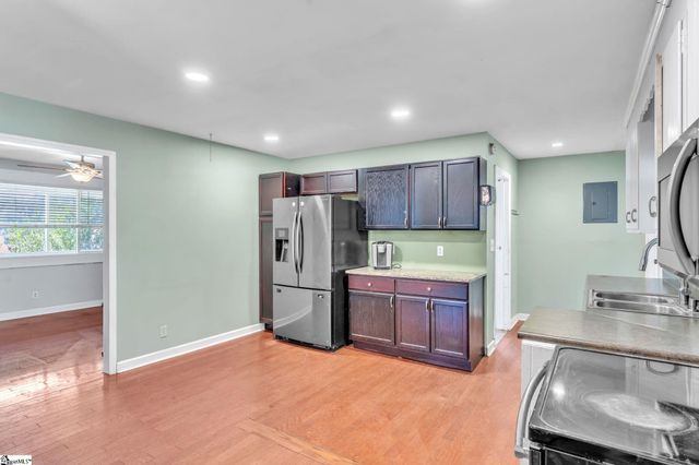 2601 E Lee Road, Taylors, SC 29687